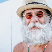 photo-1651613543604-195861551d15